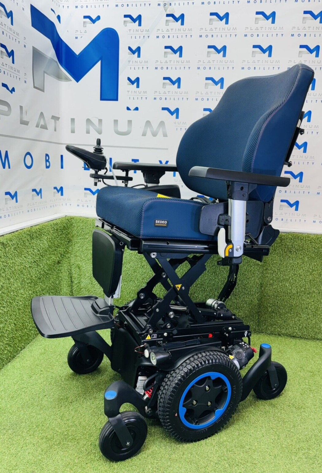 2021 SUNRISE QUICKIE Q500 M 6MPH ELECTRIC RISE MOBILITY POWERCHAIR WHEELCHAIR M2