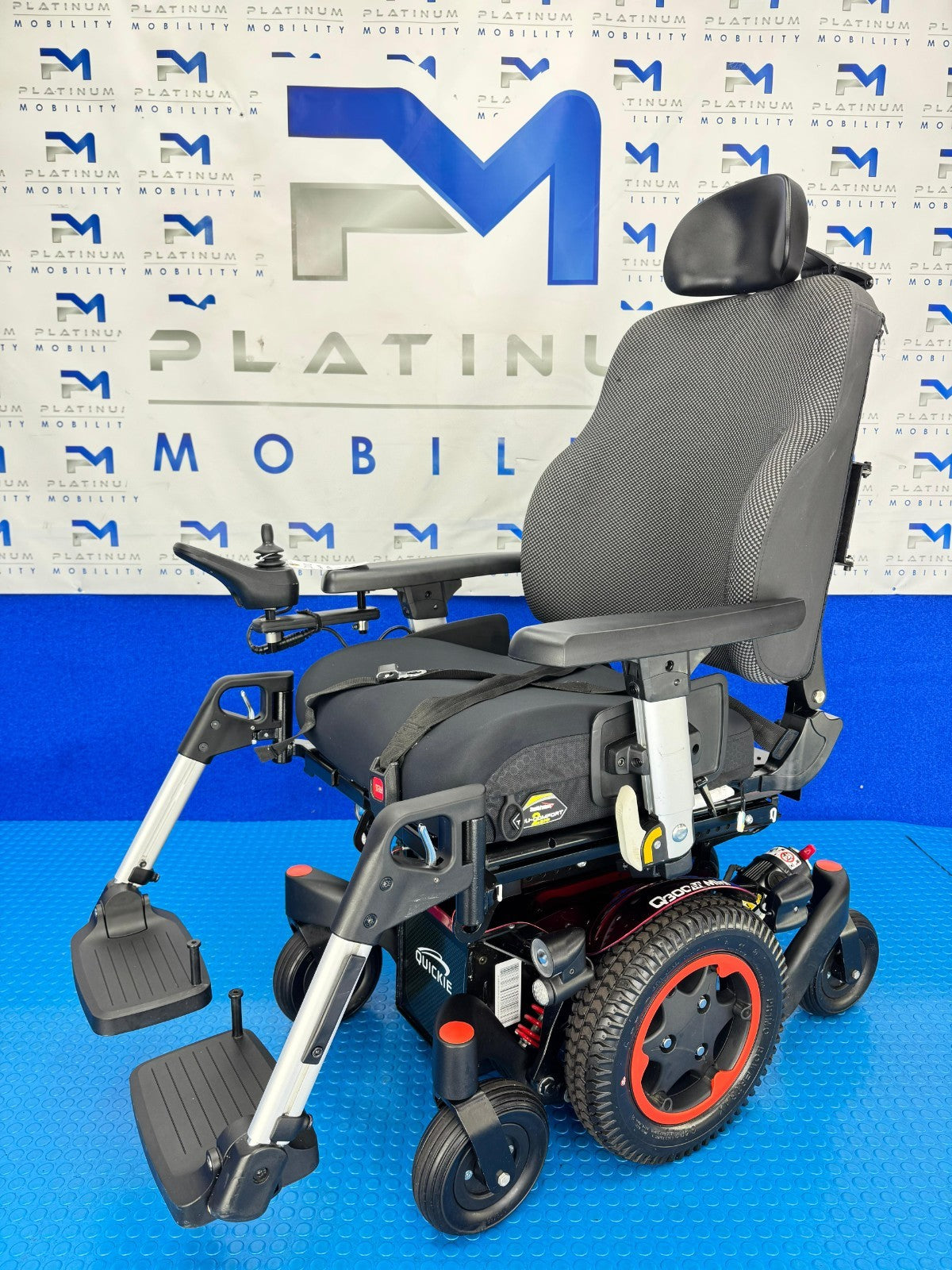 Sunrise Quickie Q300M Mini Powerchair 6mph Riser Electric Wheelchair *2010