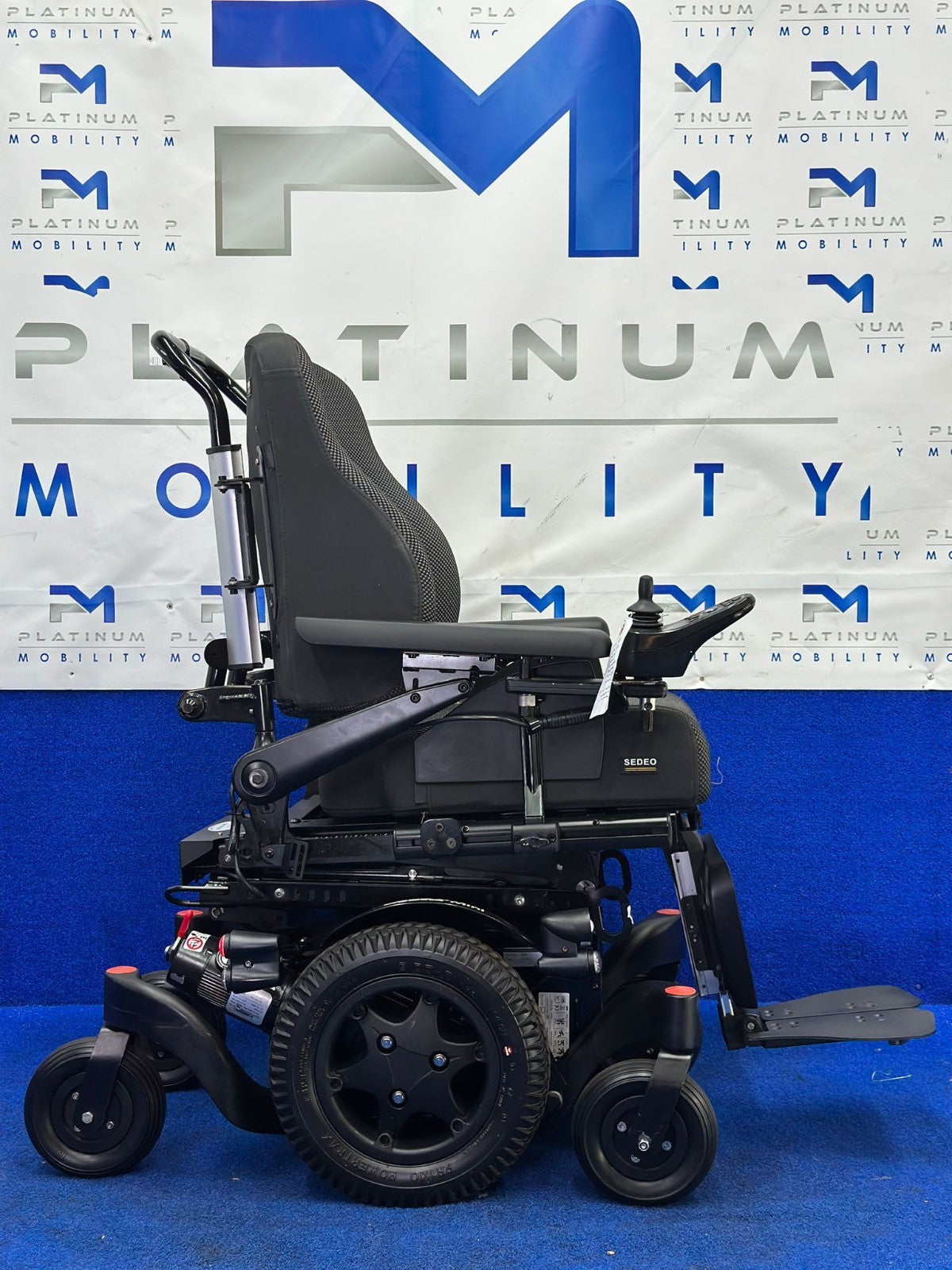 Quickie Q300 Mini Powerchair – 6mph Riser Electric Wheelchair by Sunrise (1616)