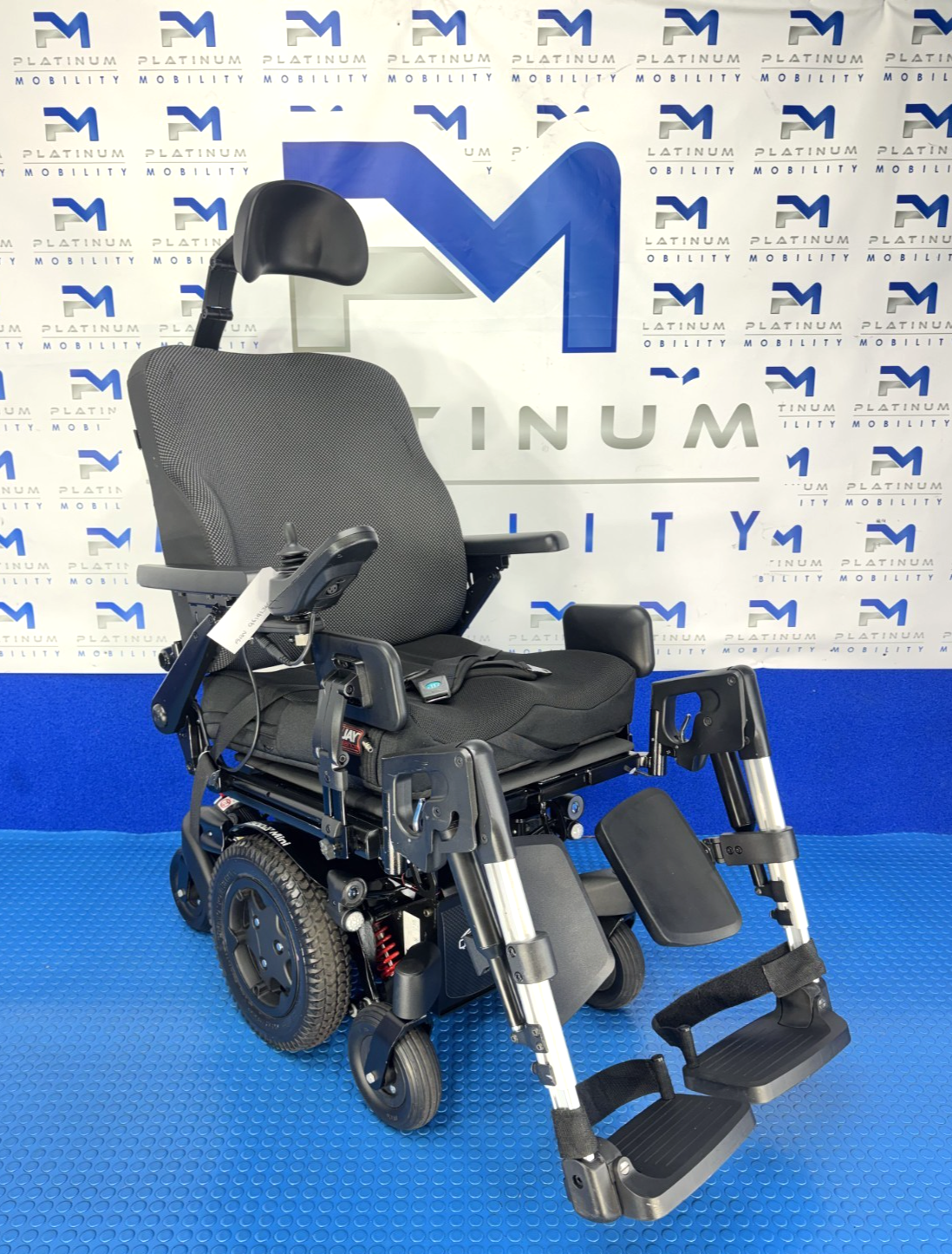Sunrise Quickie Q300M Powerchair 6mph, Tilt, Electric Legs Wheelchair 4042