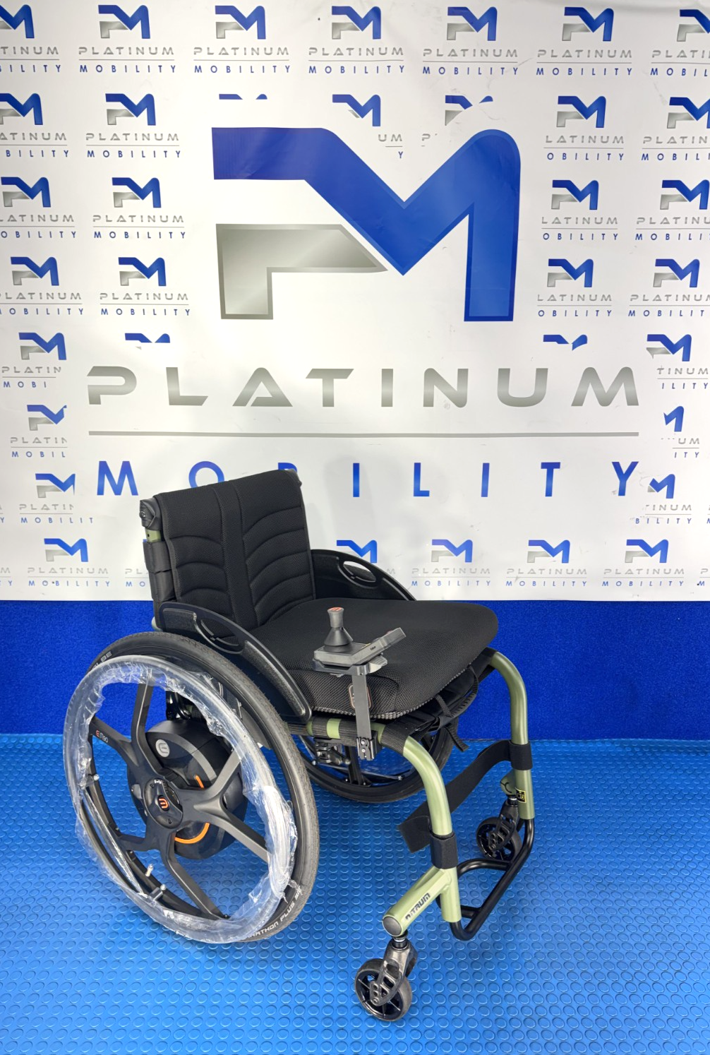 New Sunrise Quickie Nitrum Active Wheelchair Empulse M90 Power Assist 4106