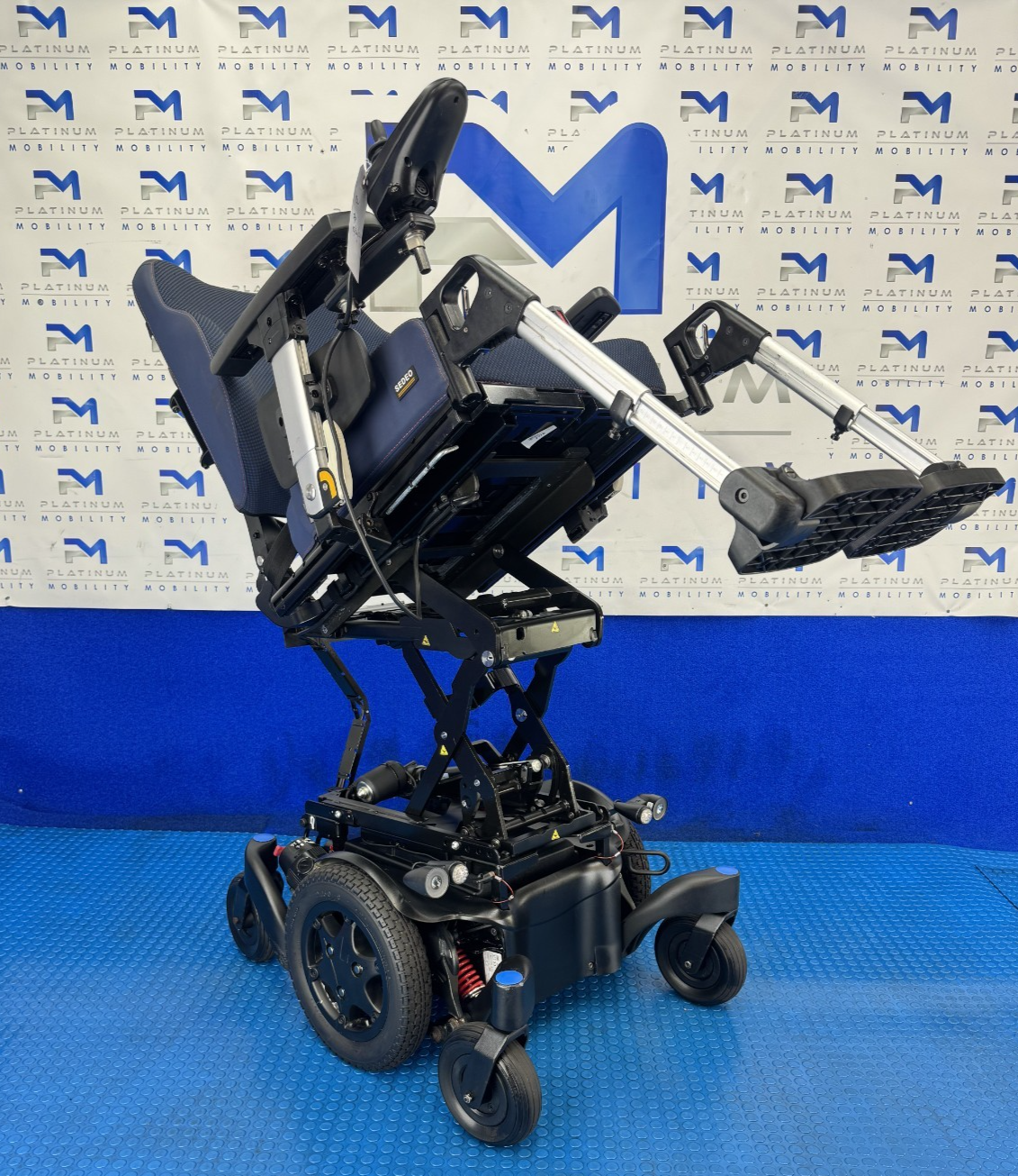 Sunrise Quickie Q500 M Powerchair – 6mph Riser & Tilt Electric Wheelchair 2976