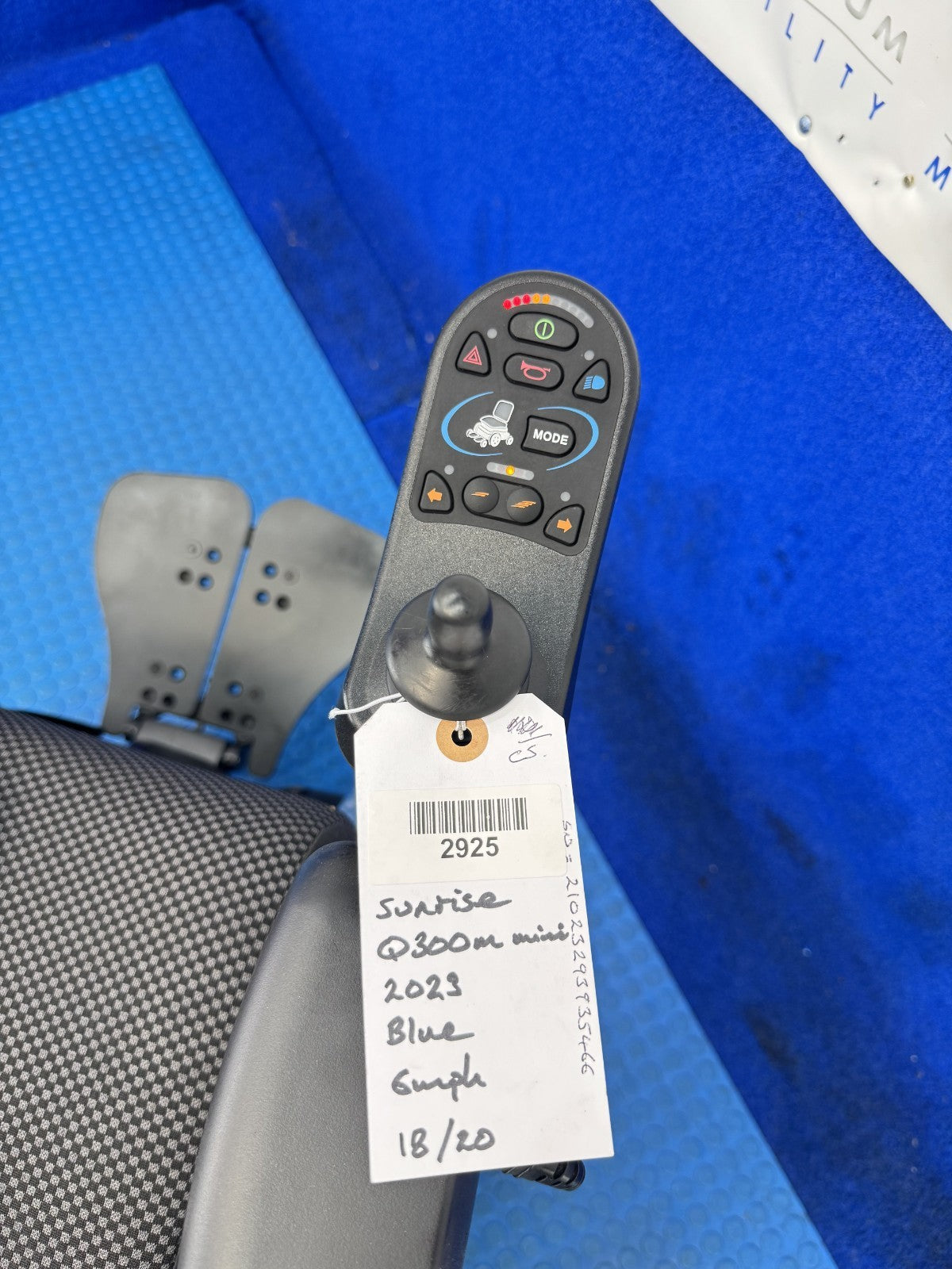 Sunrise Quickie Q300M Powerchair 6 mph Riser, Tilt Electric Wheelchair 2925