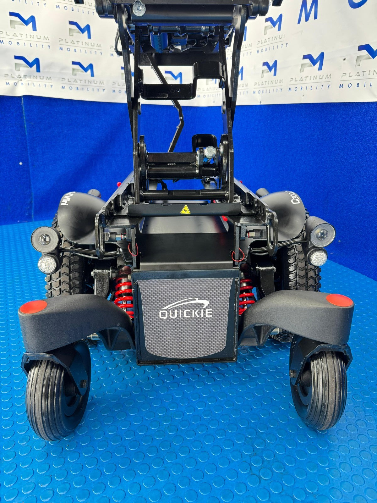 2025 Sunrise Quickie Q300 M Powerchair – 6mph Riser Electric Wheelchair 2120