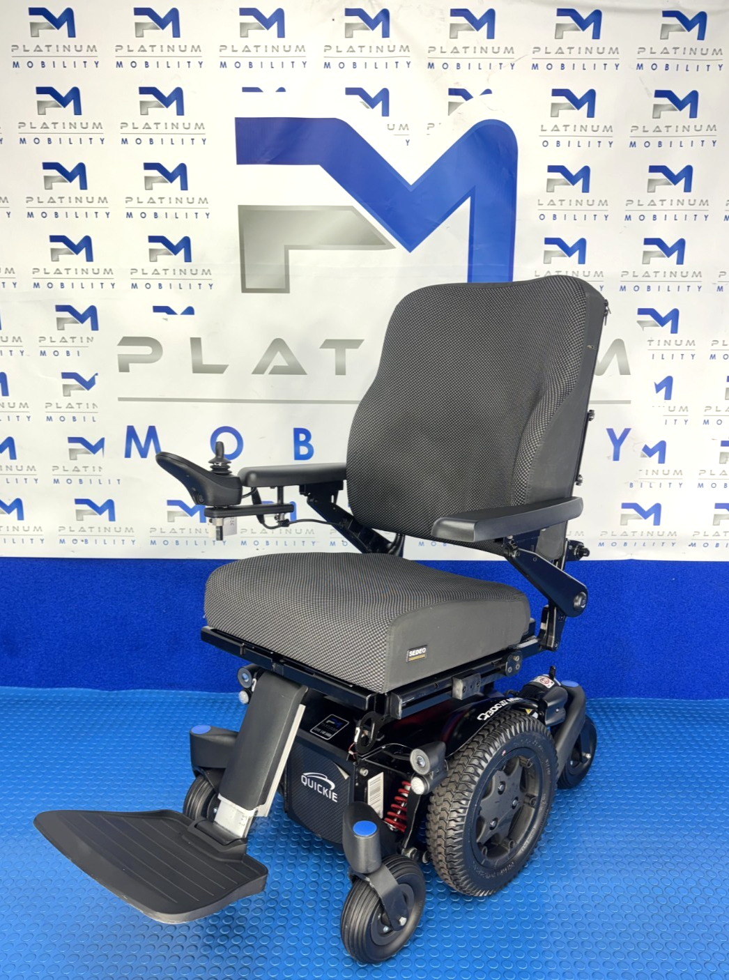 Sunrise Quickie Q300M Mini Powerchair 6mph Electric Wheelchair 2875