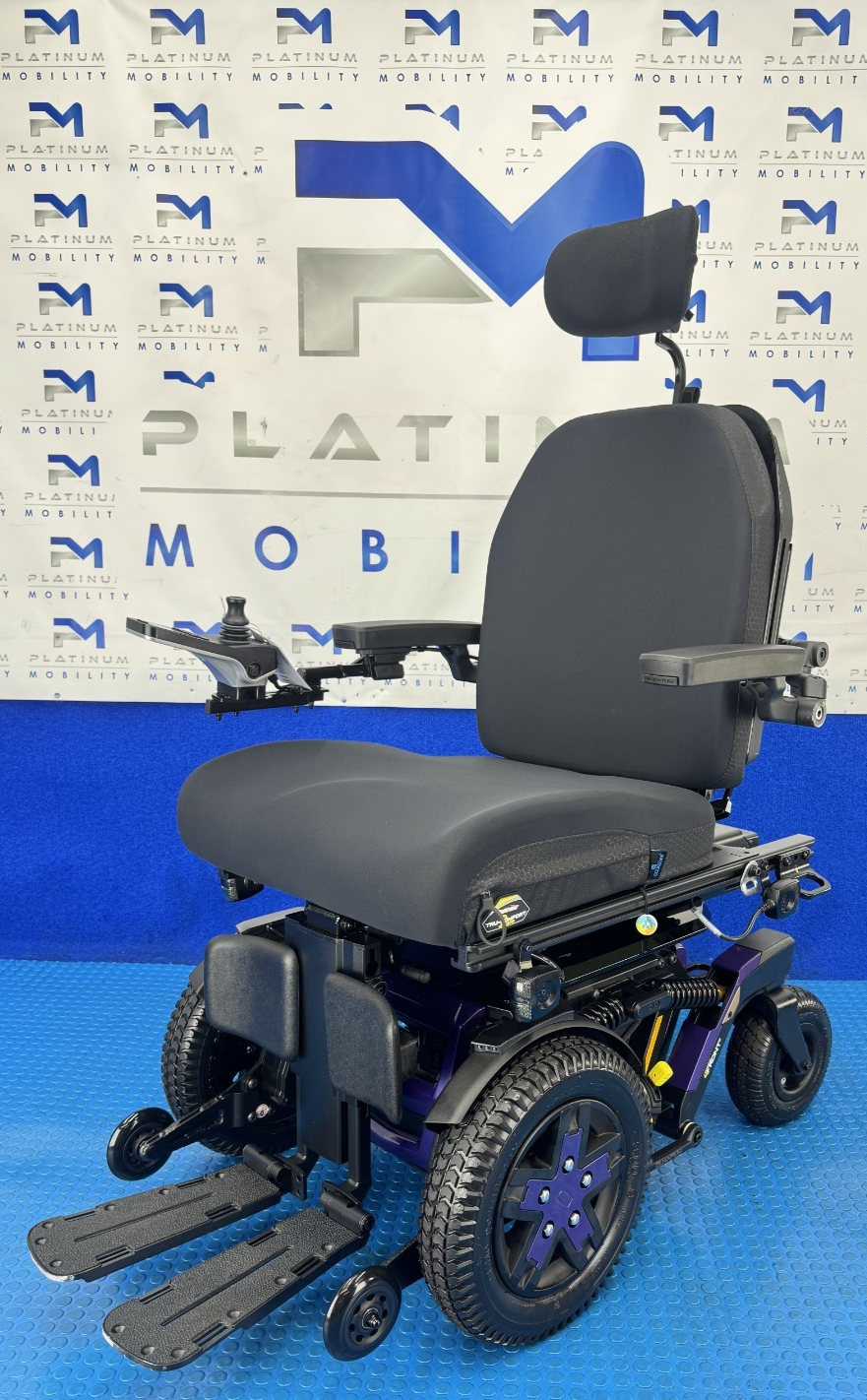 Quantum Pride 4 front 2 Electric Wheelchair RISE TILT RECLINE 6mph 2761