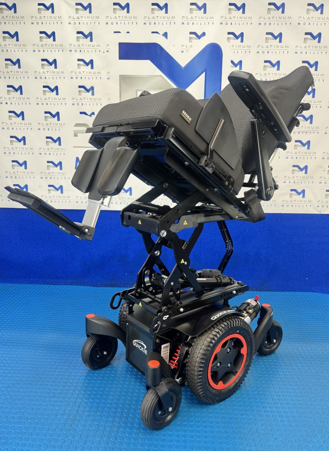 Sunrise Quickie Q300M Mini Powerchair 4 mph Riser, Tilt Electric Wheelchair 2807