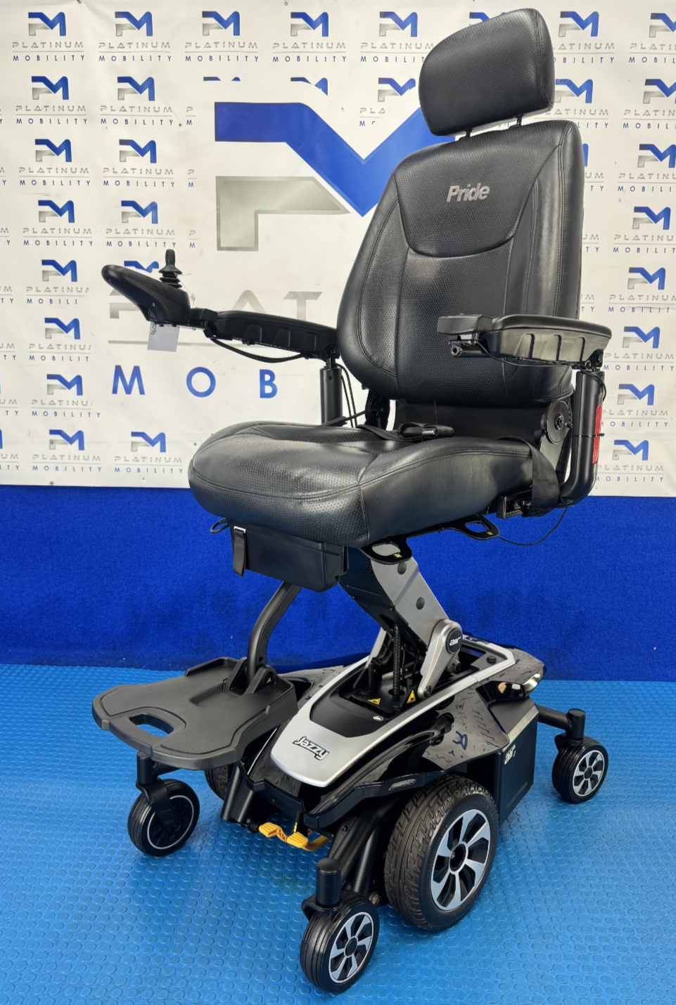 Pride Jazzy Air 2.0 Power Chair Electric Wheelchair with Electric Seat Lift 2808