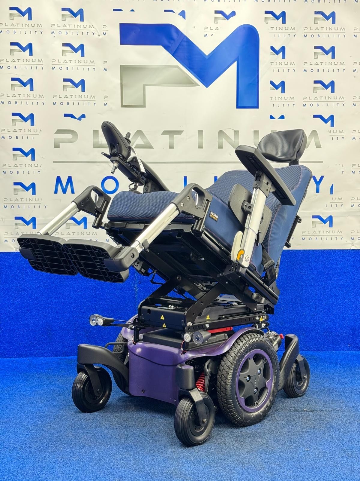 CUSTOM 2024 Sunrise Q500 M Powerchair – 6mph Riser Electric Wheelchair (1819)