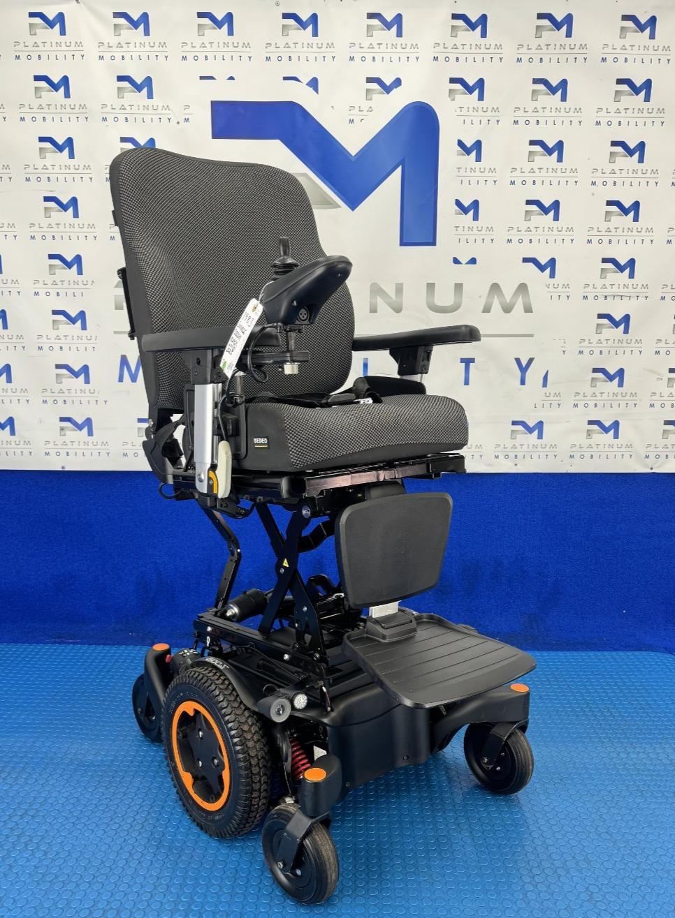 SUNRISE QUICKIE Q500M 6MPH ELECTRIC WHEELCHAIR RISER AND TILT POWERCHAIR 1983