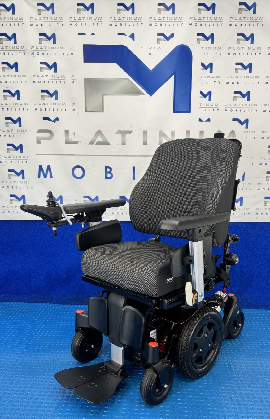 Sunrise Quickie Q300M Powerchair 4 mph Riser, Tilt Electric Wheelchair 2881