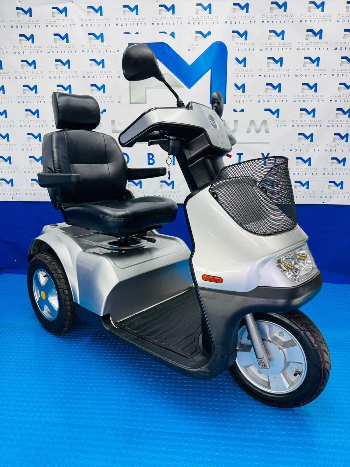 TGA Breeze S3 8MPH LARGE Mobility Scooter All Terrain 1849