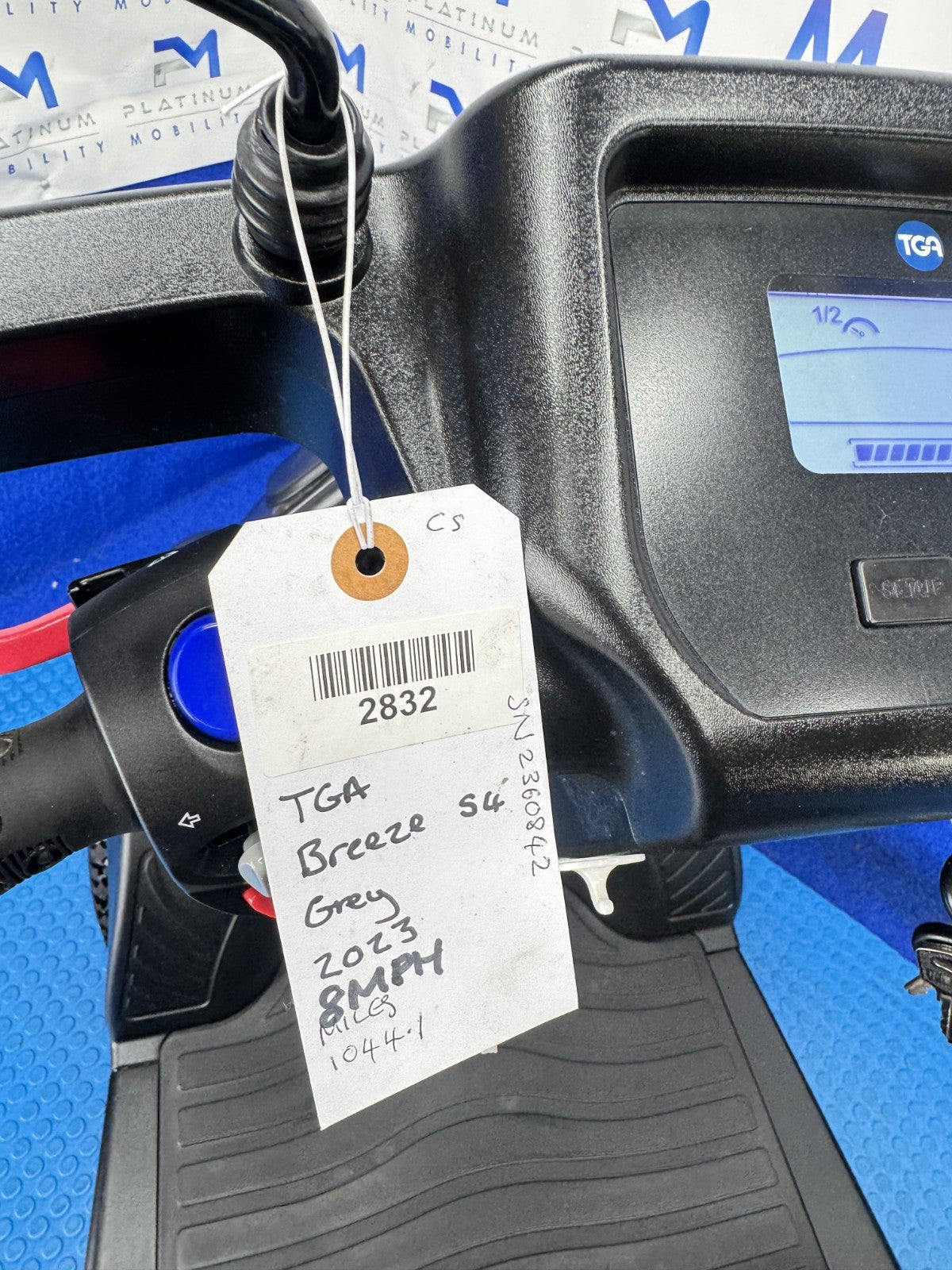 TGA Breeze S4 8MPH All Terrain Mobility Scooter Road Stunning Condition 2832