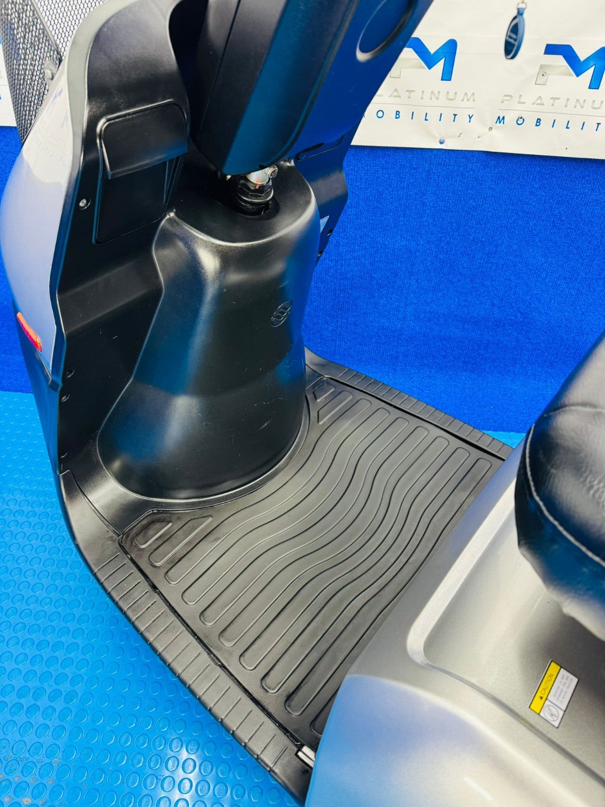 TGA Breeze S3 8MPH LARGE Mobility Scooter All Terrain 1849