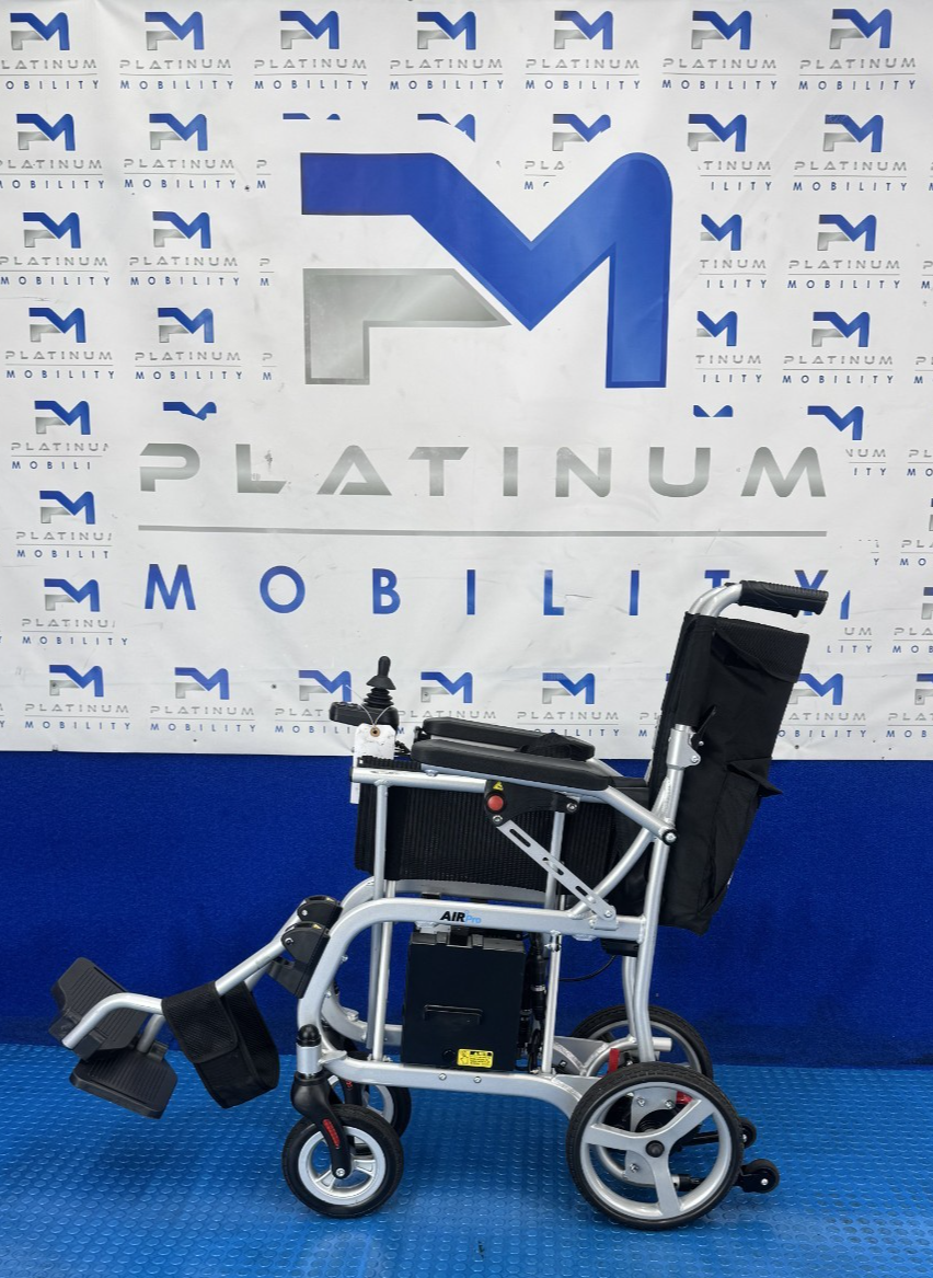 MONARCH AIR PRO LIGHTWEIGHT FOLDING POWERCHAIR 12.5KG TRAVEL 2487
