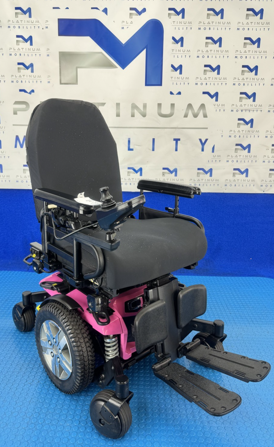 PRIDE QUANTUM EDGE 2.0 6MPH Tilt Heavy Duty Electric Powerchair 2306