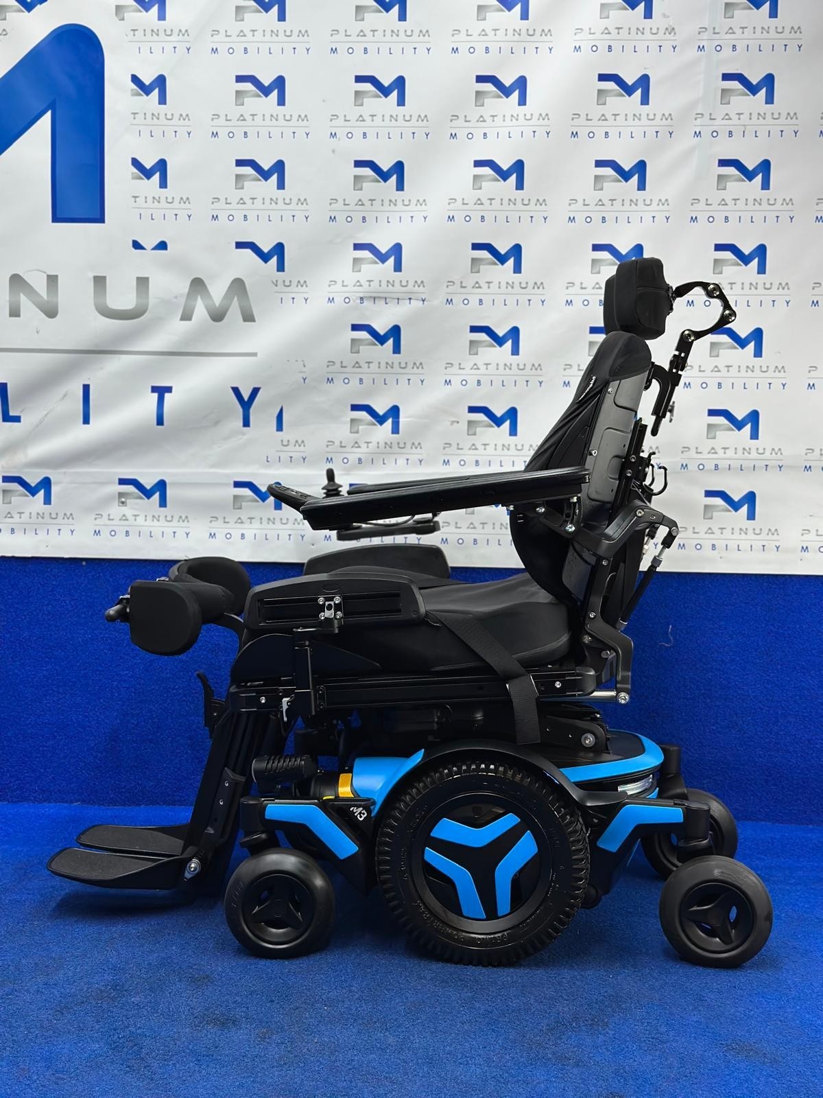 Permobil M3 Corpus 4 mph Electric Wheelchair Powerchair Mobility Standing 736