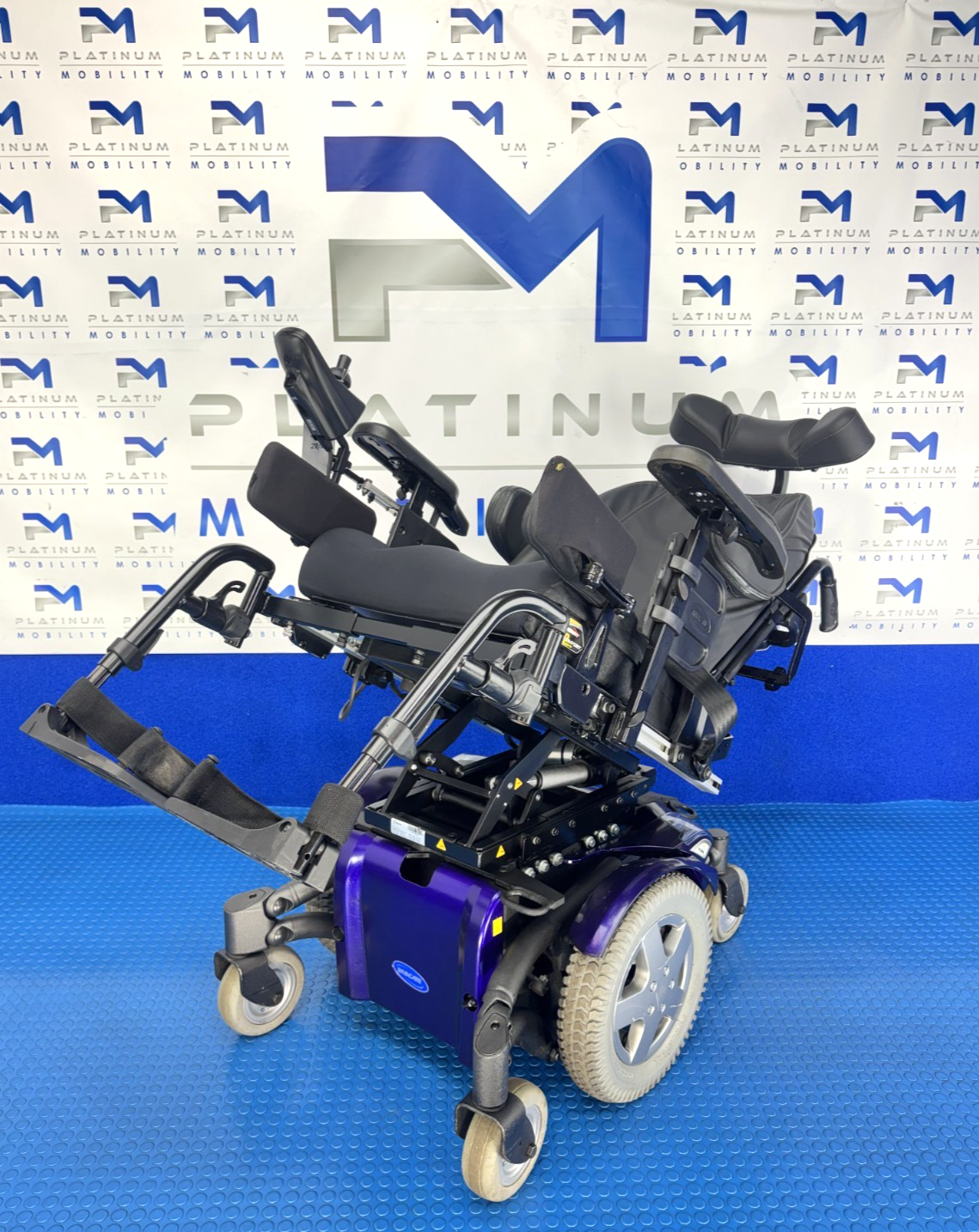 INVACARE TDX SP2 4 MPH MWD TILT ELECTRIC RECLINE POWERCHAIR 4003
