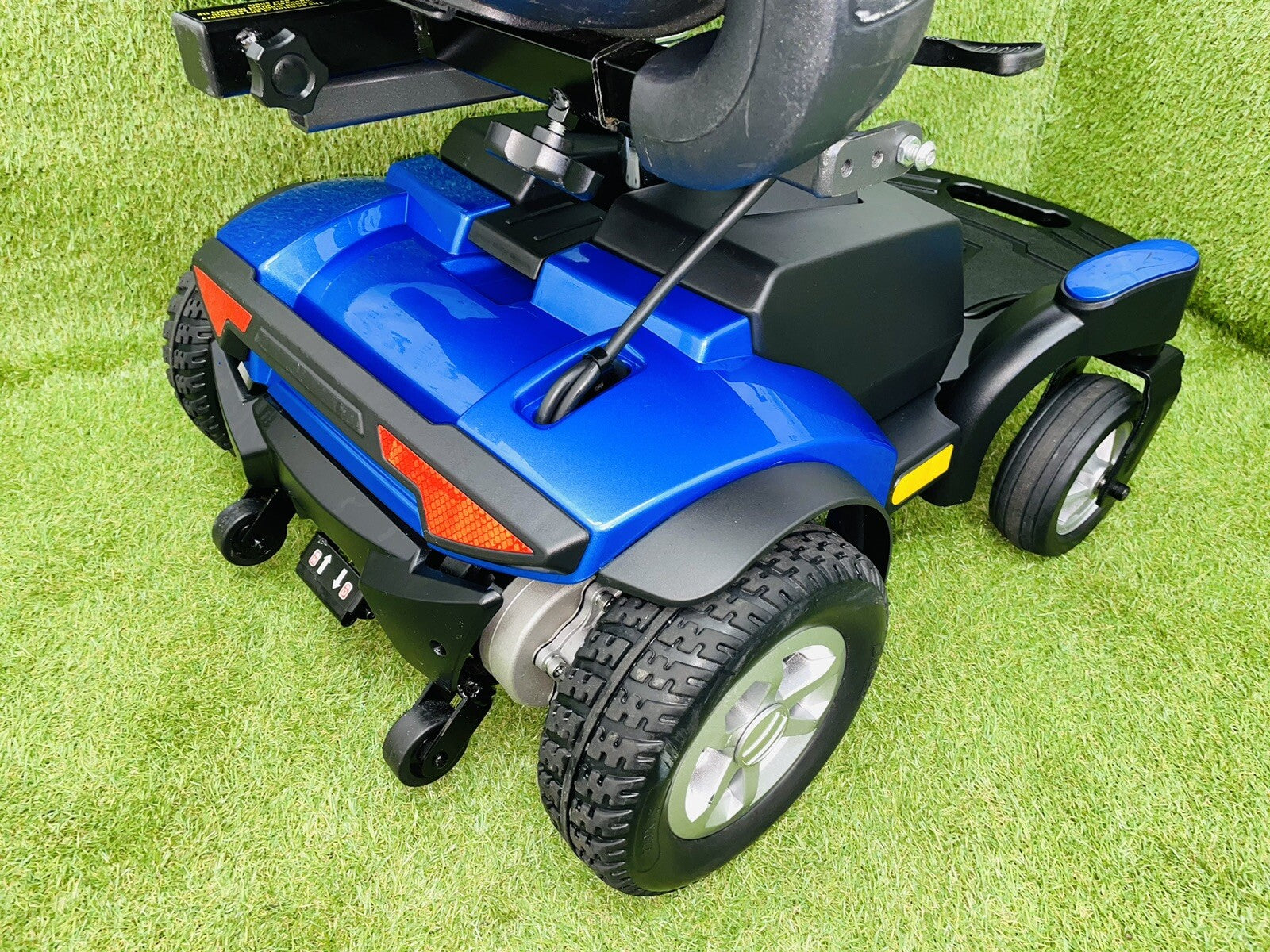 2023 VAN OS QUEST TRANSIT ELECTRIC WHEELCHAIR BOOT FOLDING SCOOTER