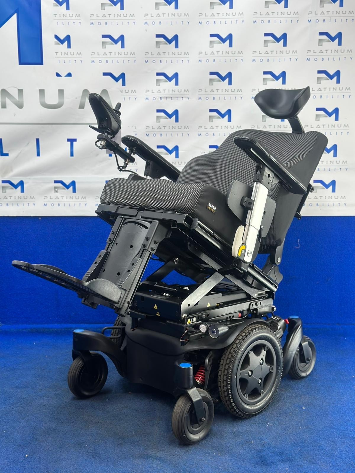 Quickie Q500 M Powerchair – 6mph Riser Electric Wheelchair by Sunrise (1257)