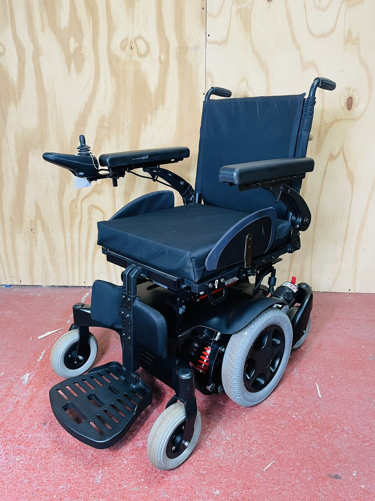 Sunrise SALSA M2 ELECTRIC MOBILITY WHEELCHAIR POWERCHAIR SCOOTER CHAIR TILT