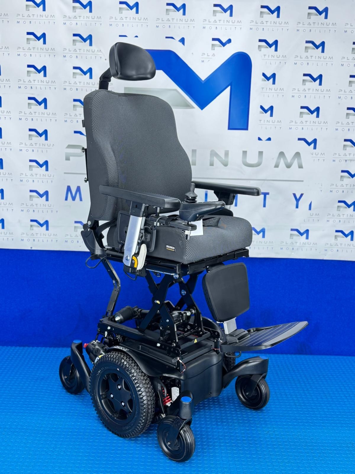 Sunrise Quickie Q500 M Powerchair – 6mph Riser Electric Wheelchair (2241)