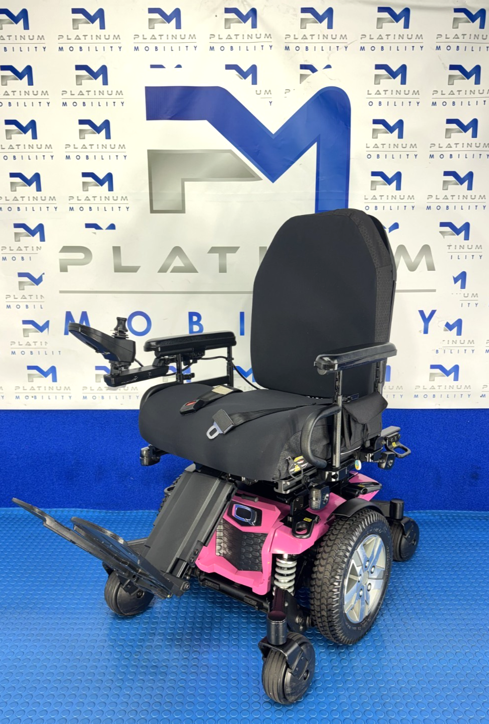 PRIDE QUANTUM EDGE 2.0 6MPH Tilt, Electric Recline, Hydraulic Legs No VAT 2306