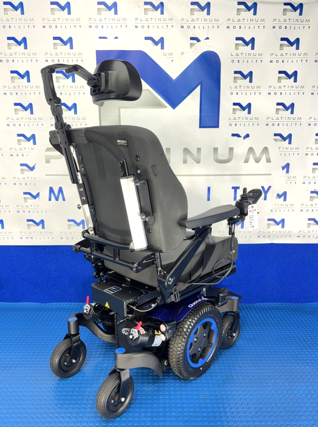 Sunrise Quickie Q300M Powerchair 6 mph Riser, Tilt Electric Wheelchair 4036