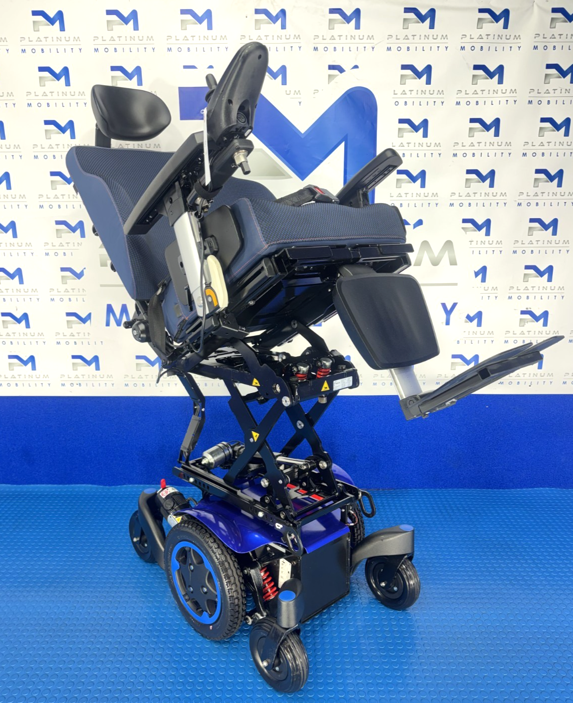 Sunrise Quickie Q300M Powerchair 4 mph Riser, Tilt Electric Wheelchair 4020