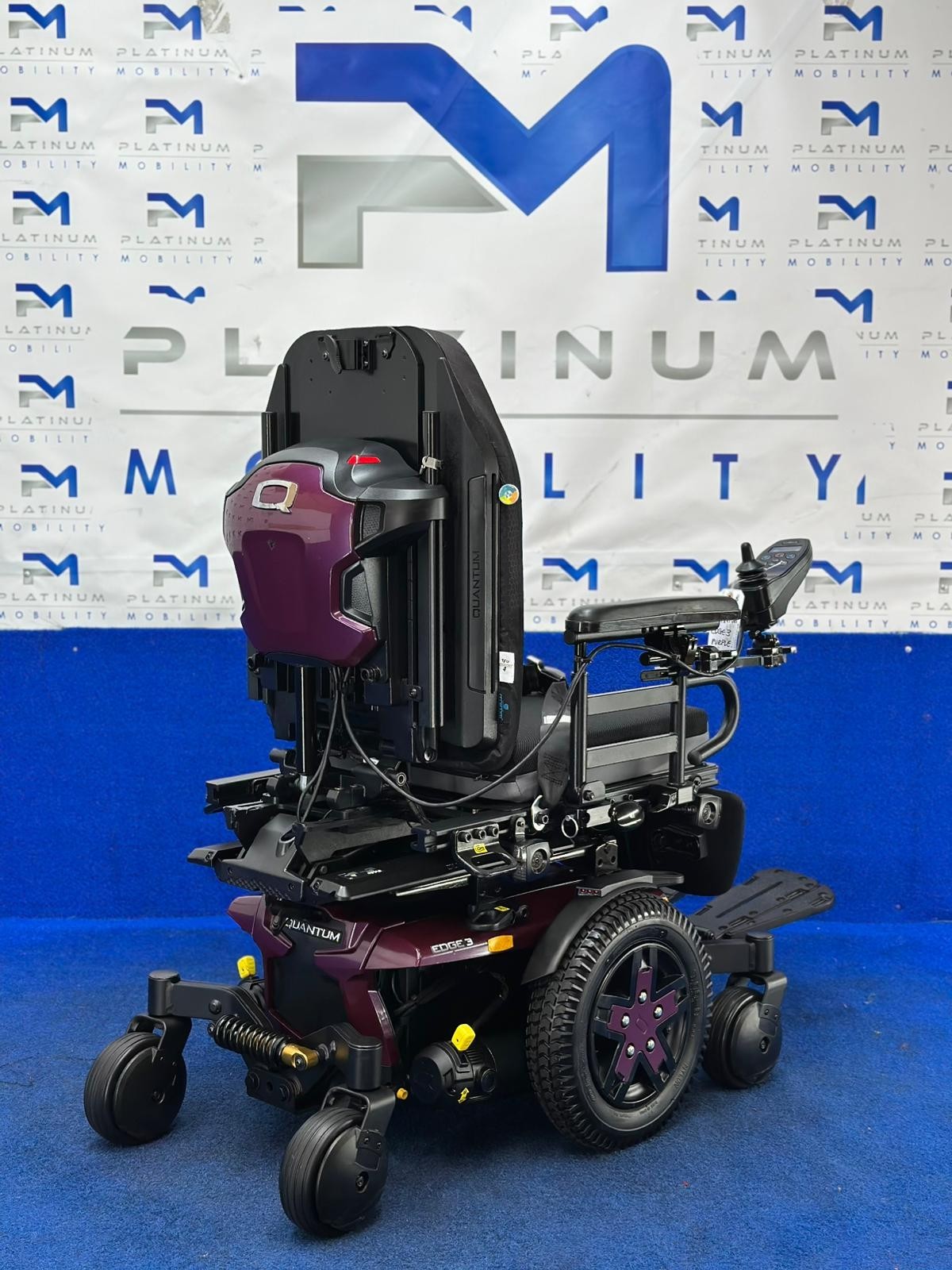 PRIDE QUANTUM EDGE 3 6 MPH ELECTRIC POWER WHEELCHAIR POWERCHAIR 1542