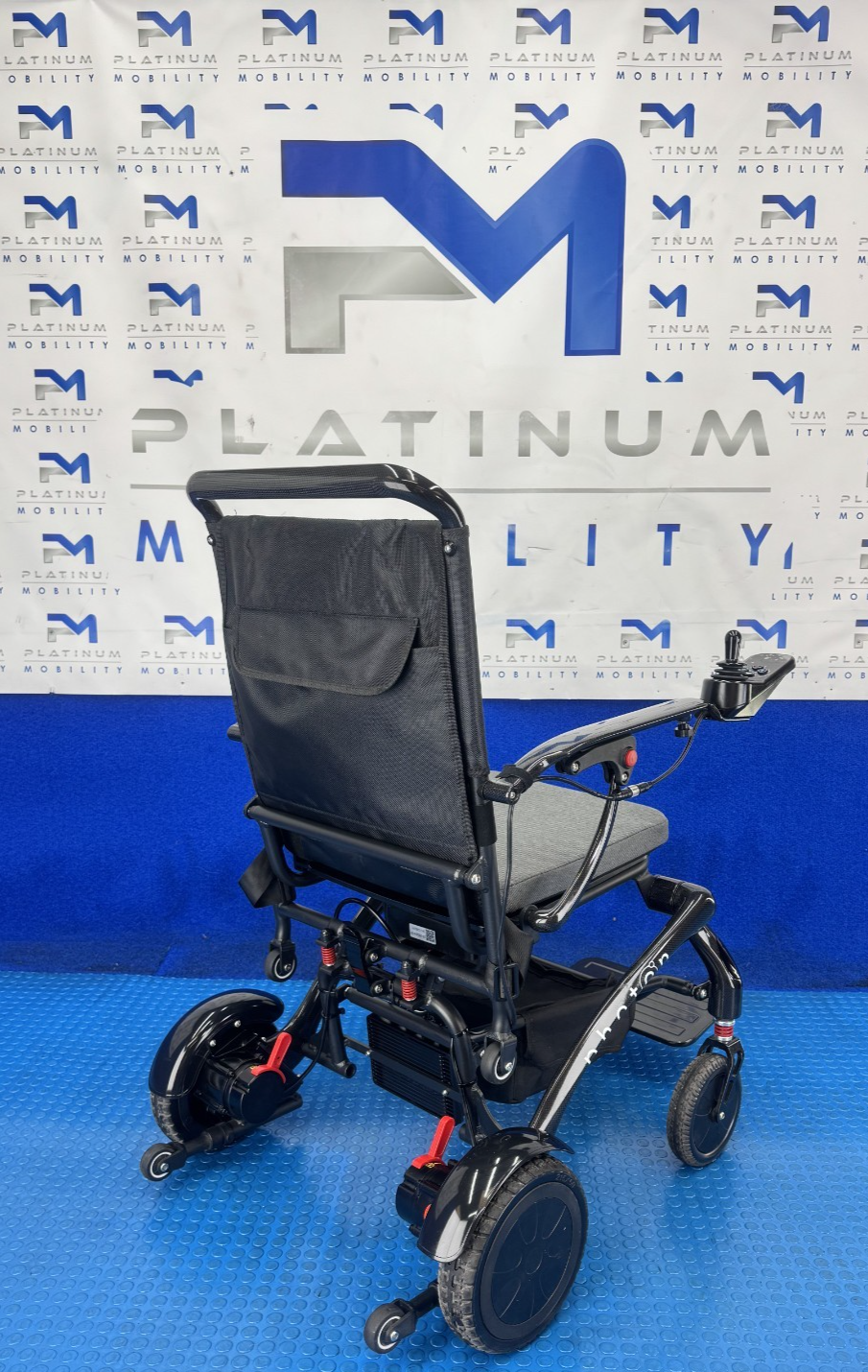 Motion Photon Powerchair Carbon Fibre Ultra Lightweight Powerchair 15.8kg 2564