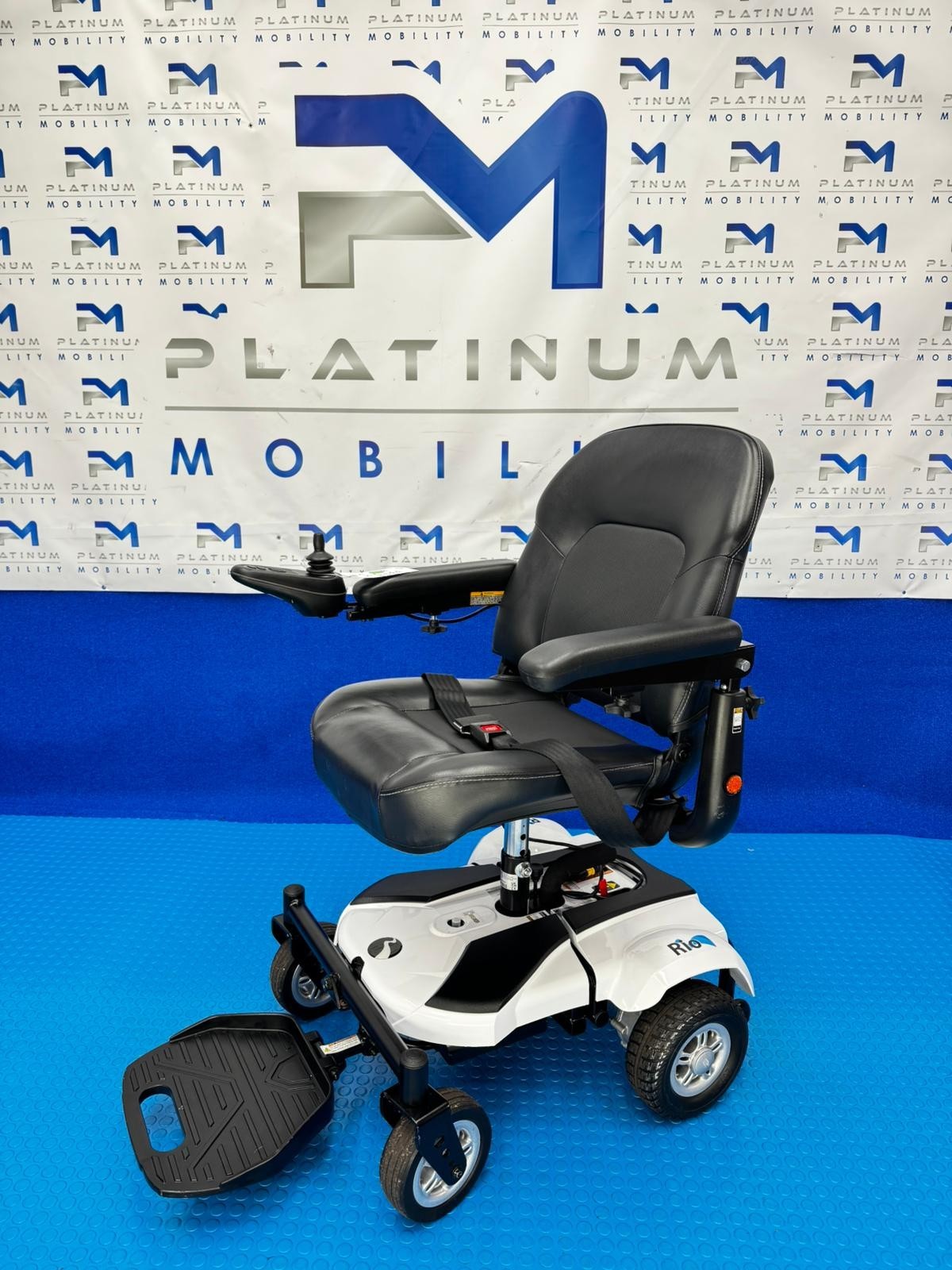 2024 Rascal Rio Small Electric Wheelchair Powerchair 4MPH Boot 1515