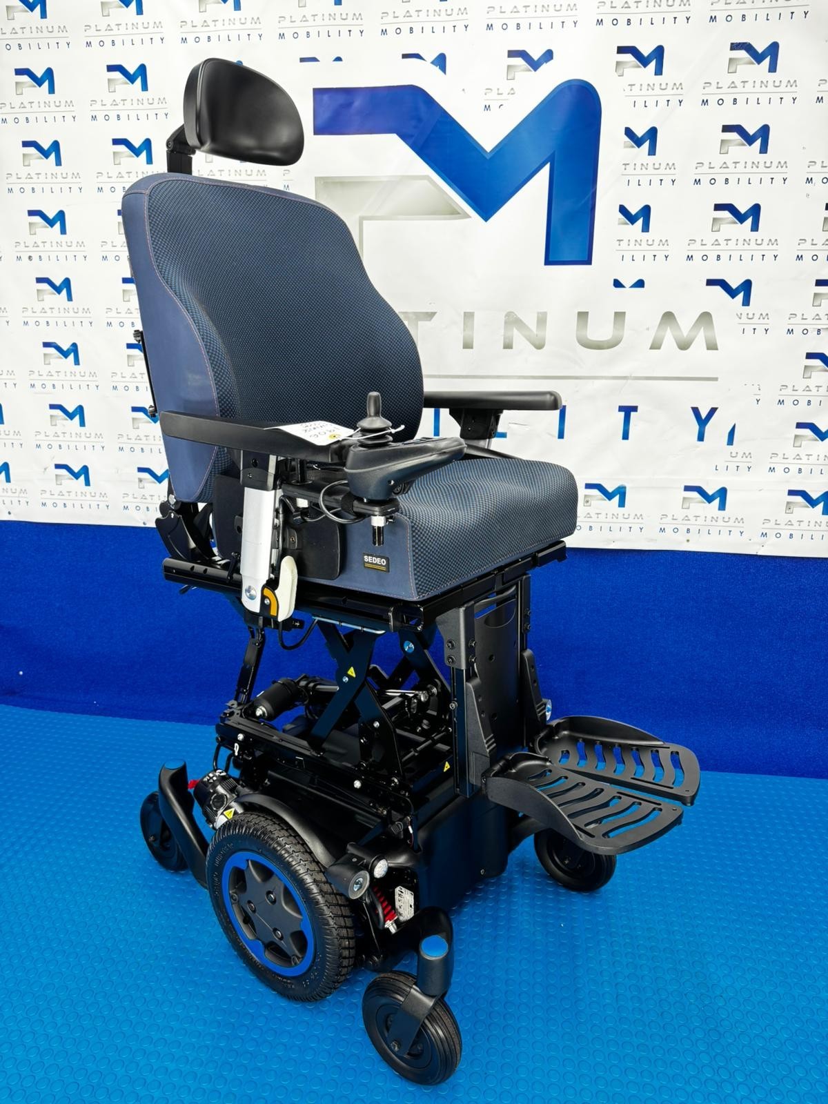 Sunrise Quickie Q500M Powerchair – 6mph Riser Electric Wheelchair 1906