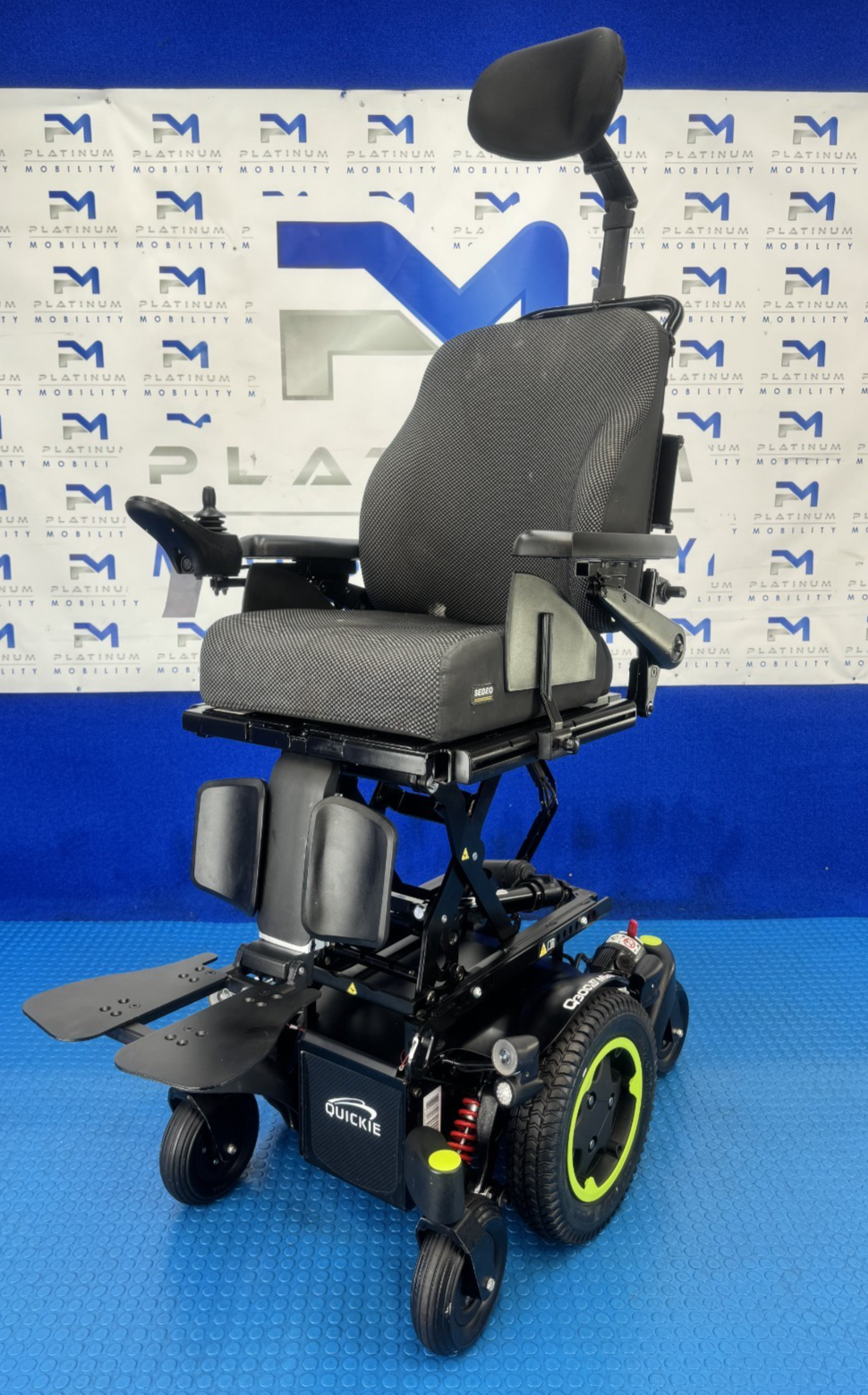 SUNRISE QUICKIE Q300 MINI RISER TILT COMPACT POWERCHAIR  2234