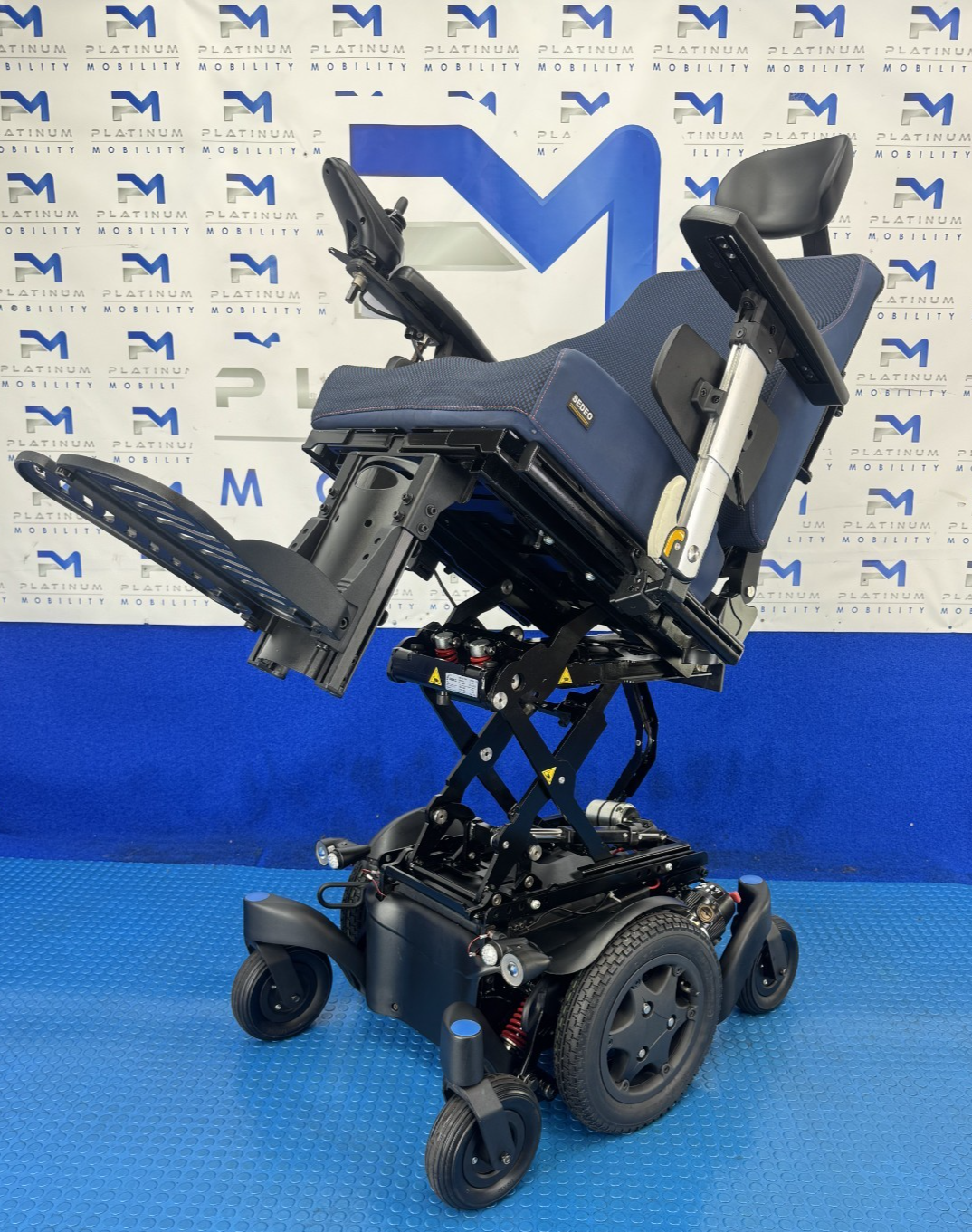 SUNRISE QUICKIE Q500M 6MPH ELECTRIC WHEELCHAIR RISER TILT POWERCHAIR 2929