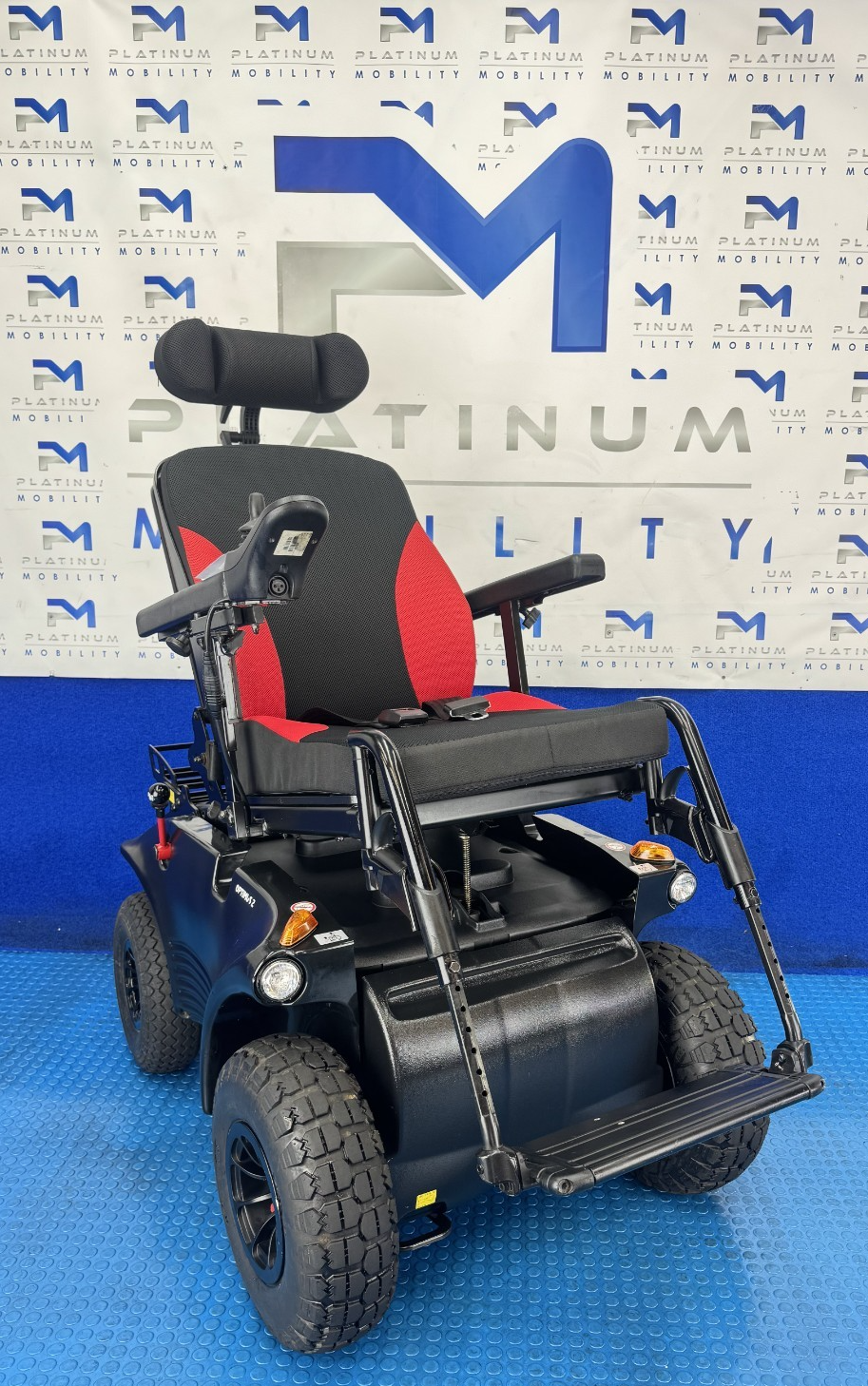 Meyra Optimus RS 2 Rear Wheel Drive 8Mph New Batteries Solid tyres 2640