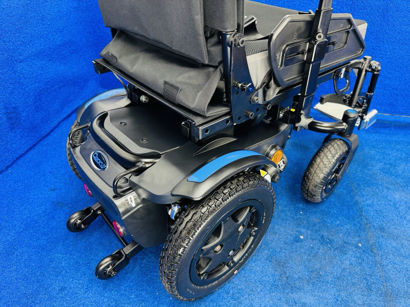 SUNRISE Q200 R RWD 4 MPH ELECTRIC WHEELCHAIR MOBILITY SCOOTER POWERCHAIR 1055