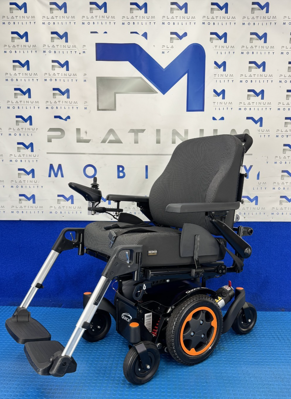Sunrise Quickie Q300M Mini Powerchair 4 mph Electric Wheelchair 2803
