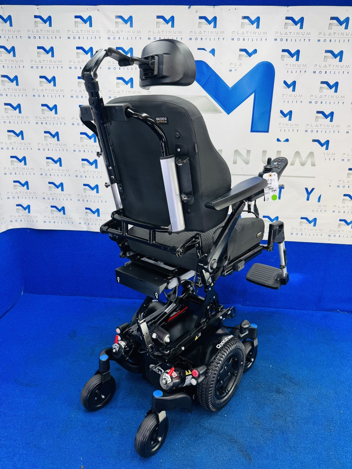 Quickie Q300 Mini Powerchair – 6mph Riser Electric Wheelchair by Sunrise (1451)
