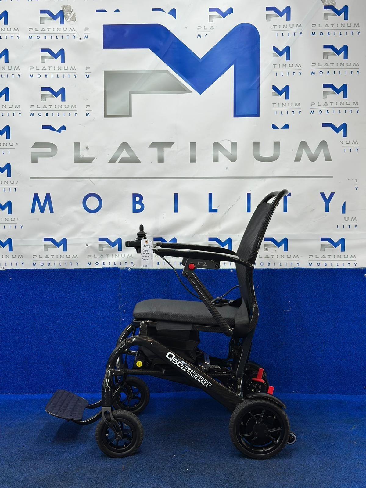 QUICKIE Q50 R LIGHTWEIGHT CARBON FIBRE ELECTRIC POWERCHAIR SCOOTER FOLDING 4MPH