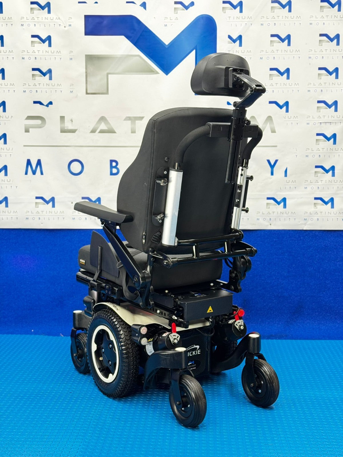 Sunrise Quickie Q300 M Mini Powerchair 6 mph Riser Electric Wheelchair 1874