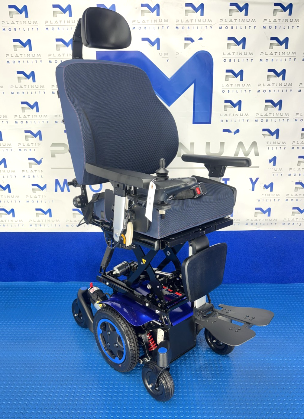 Sunrise Quickie Q300M Powerchair 4 mph Riser, Tilt Electric Wheelchair 4020