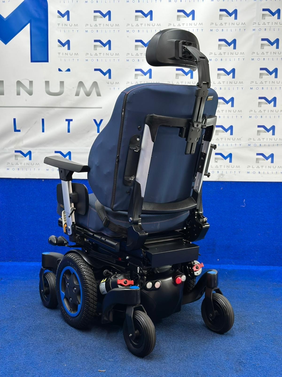 Quickie Q500 M Powerchair – 6mph Riser Electric Wheelchair by Sunrise (1556)