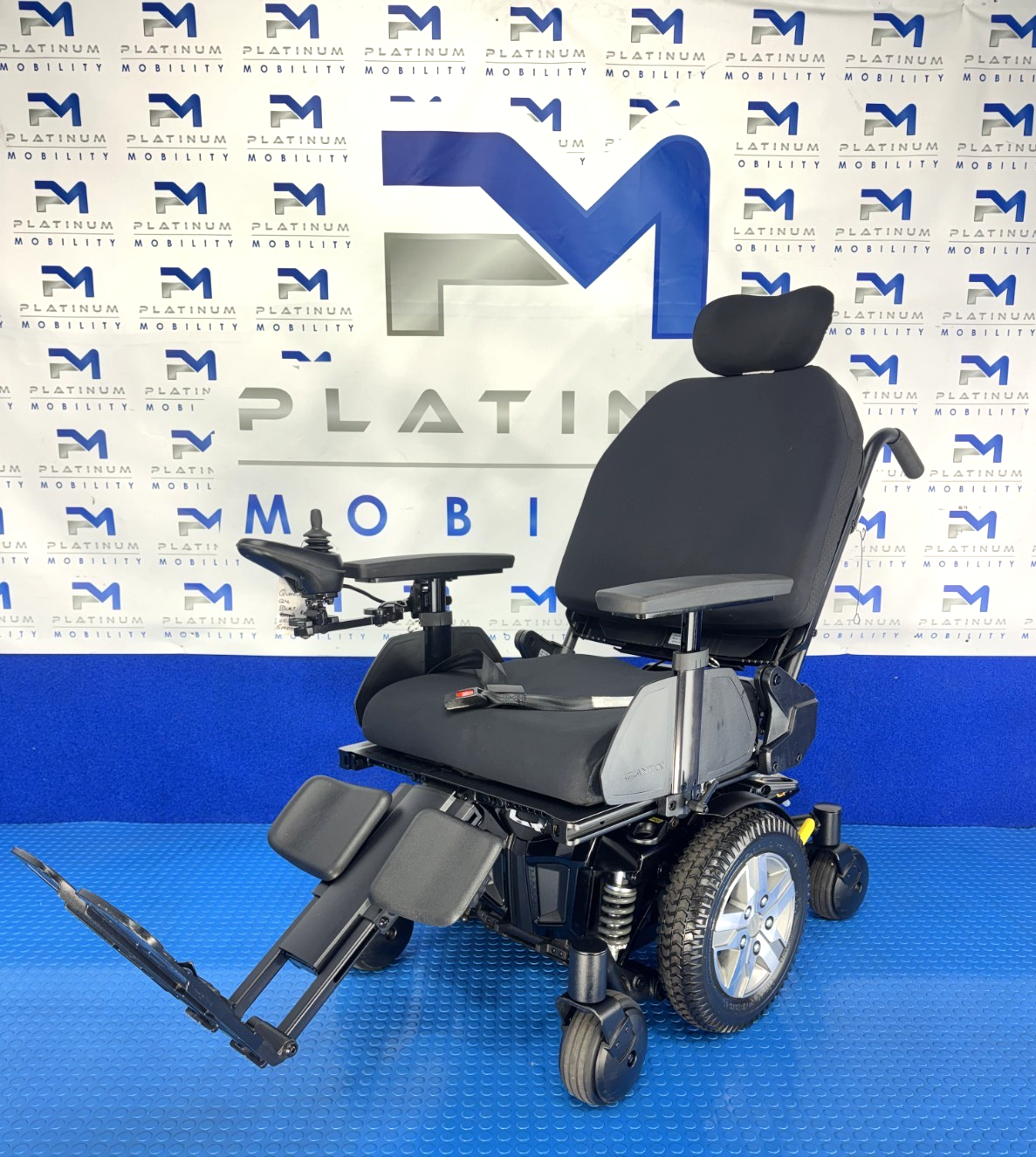 PRIDE QUANTUM Q4 MWD 6MPH ELECTRIC TILT MOBILITY WHEELCHAIR 2982