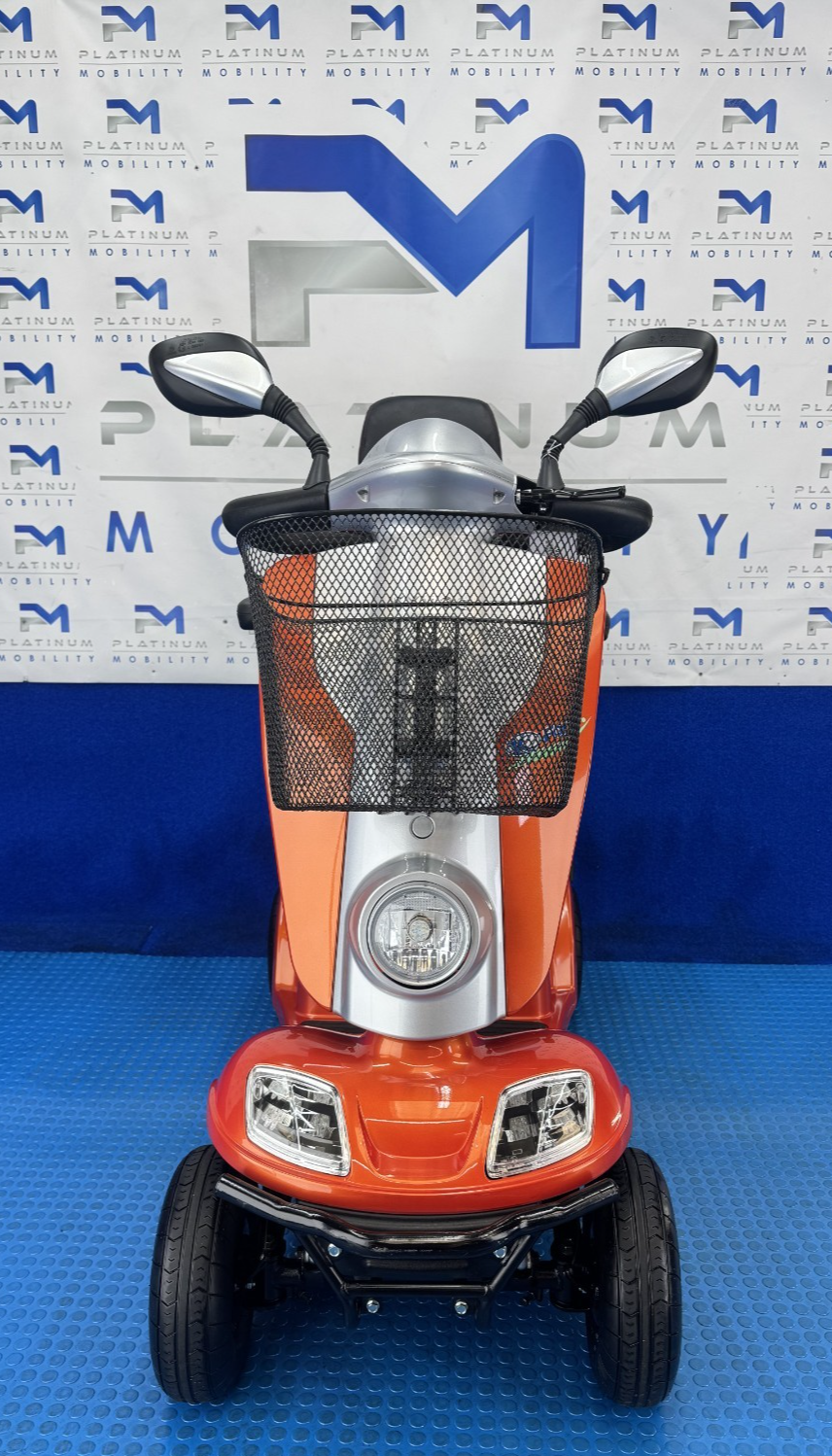 Kymco Midi Mobility Scooter New Batteries Air Tyres 8mph 2483