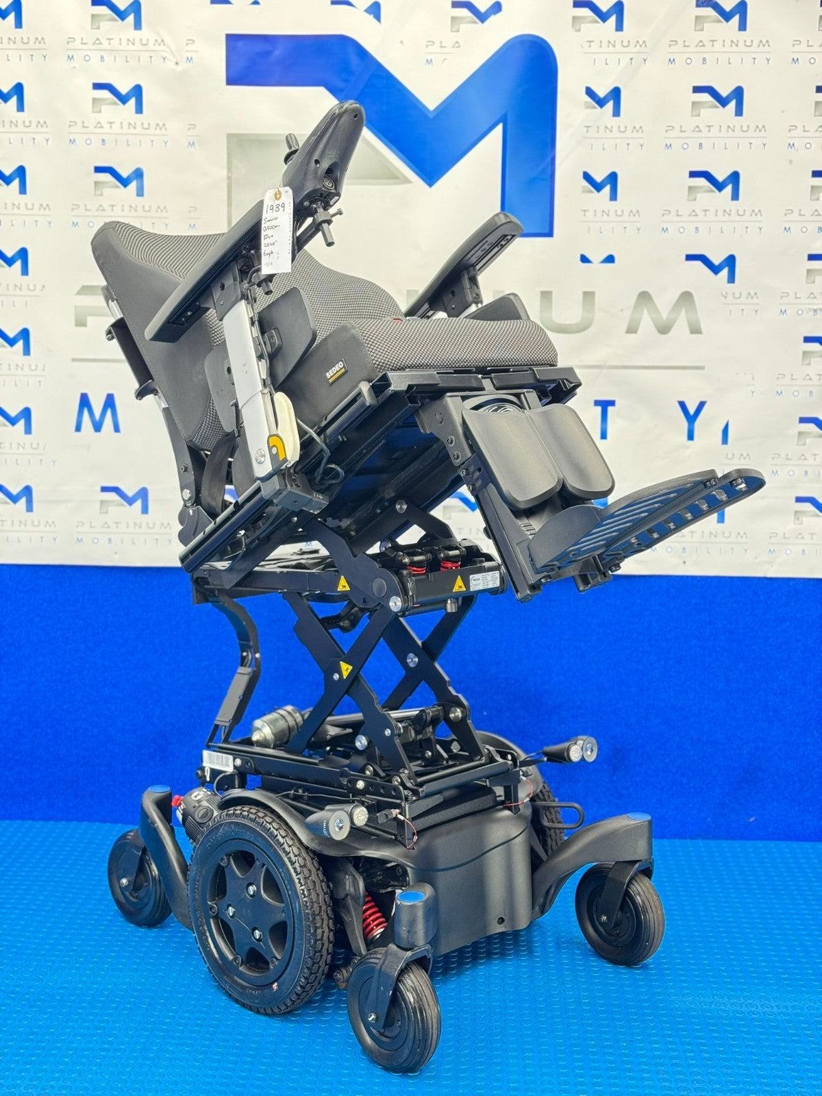 Sunrise Quickie Q500 M Powerchair 6mph Riser Electric Wheelchair 1939