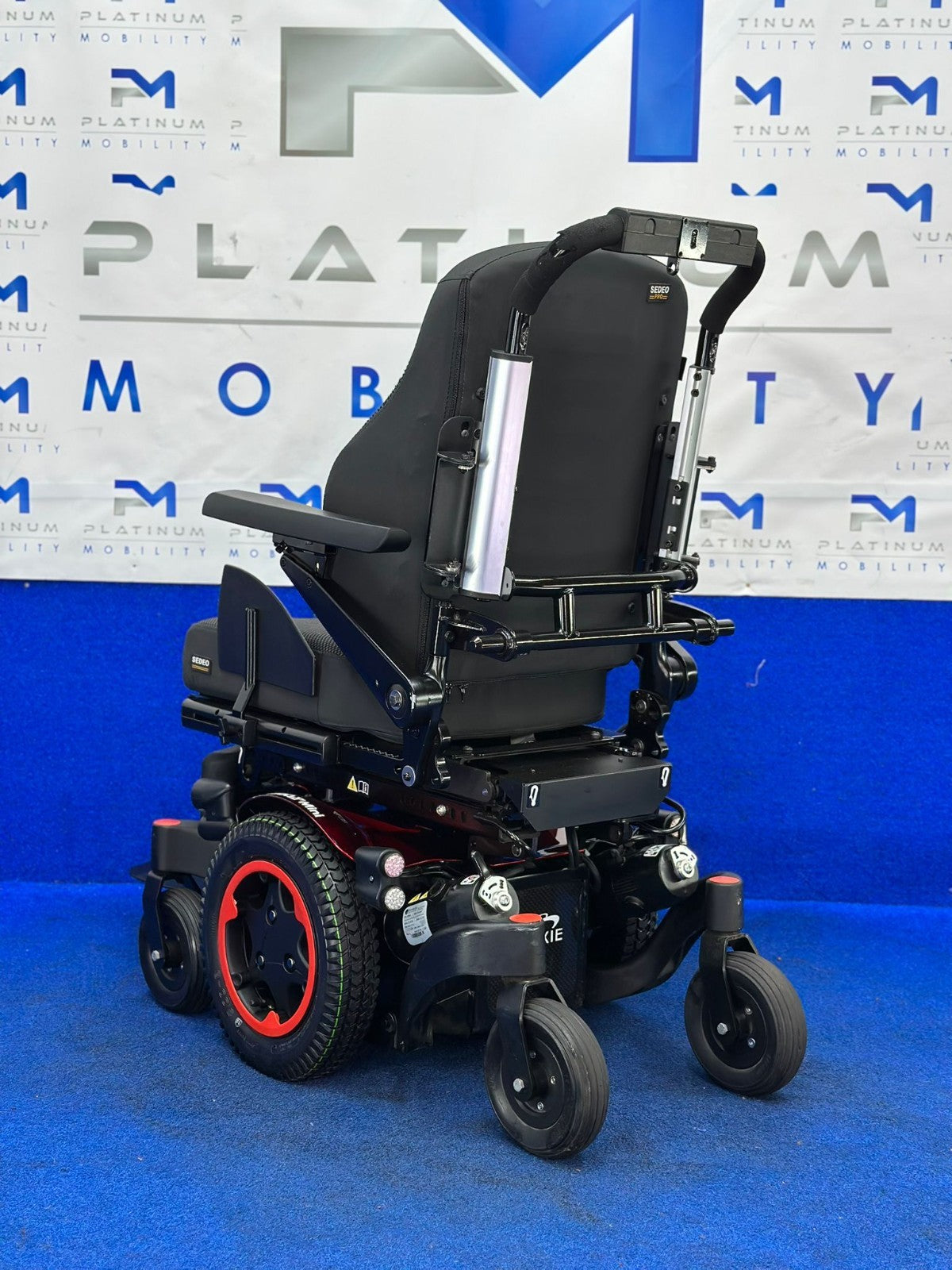 Quickie Q300 Mini Powerchair – 6mph Riser Electric Wheelchair by Sunrise (1778)