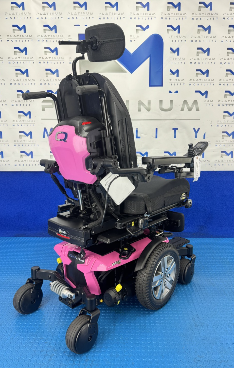 2025 PRIDE QUANTUM Q6 EDGE 3 - 6MPH ELECTRIC POWER WHEELCHAIR POWERCHAIR 2784