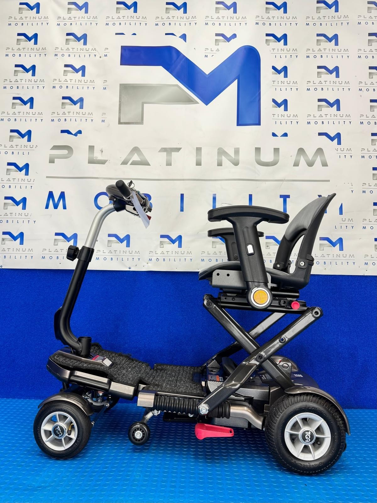 TGA Minimo 4mph Plus Portable Boot Mobility Scooter - Folding & Lightweight 1933