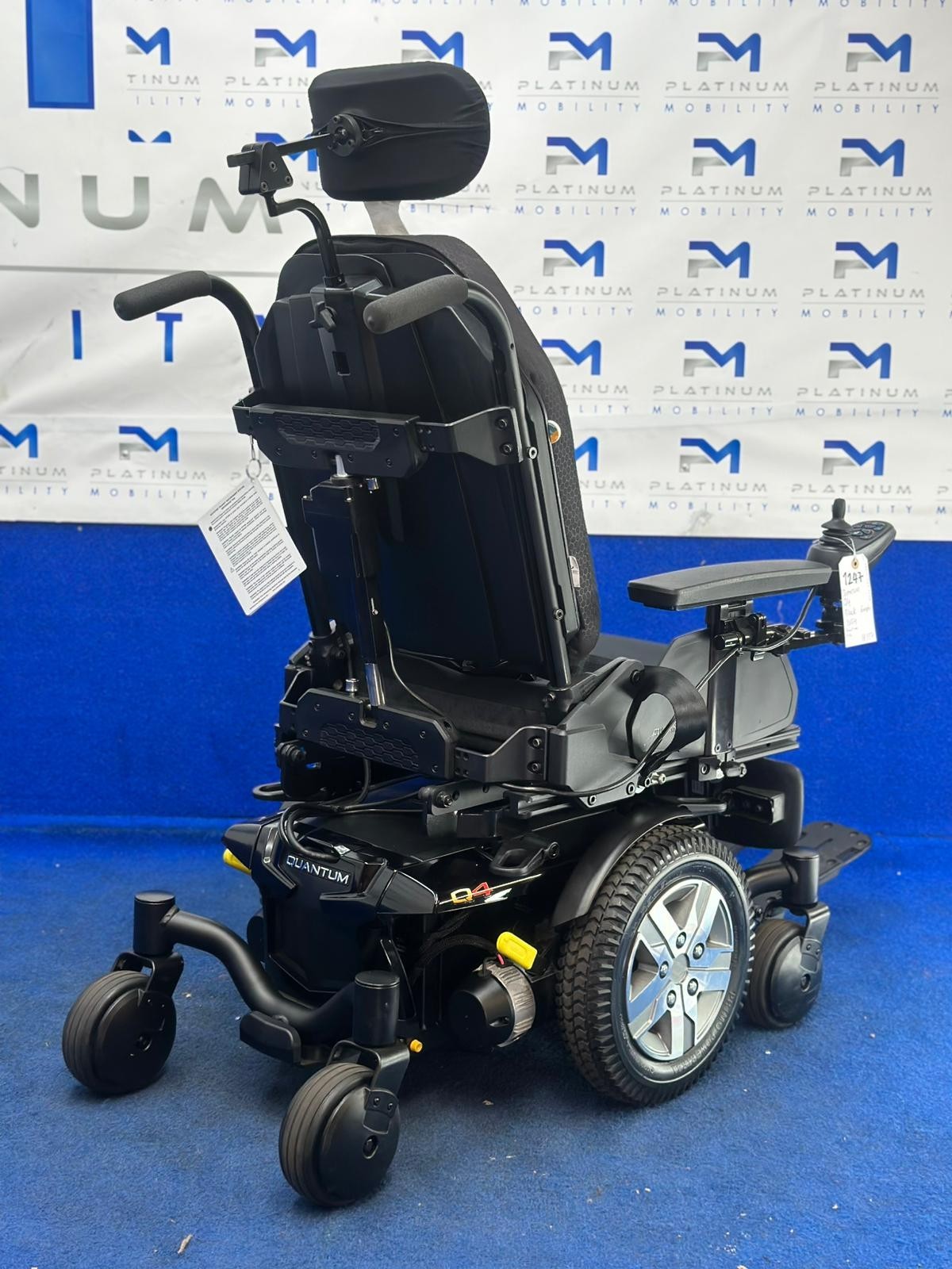 Pride Quantum Q4 Powerchair – 6mph Electric Wheelchair Mobility (1247)